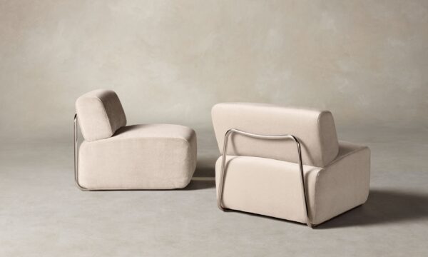 240821_MHFW24_miles-modular-chair_deep-pile-mohair-limestone_PLP_086_V2_R2 Miles Modular Seating