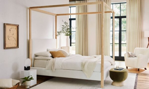 master-thompson-canopy-bed-6_2.0 Thompson Four-Poster Bed